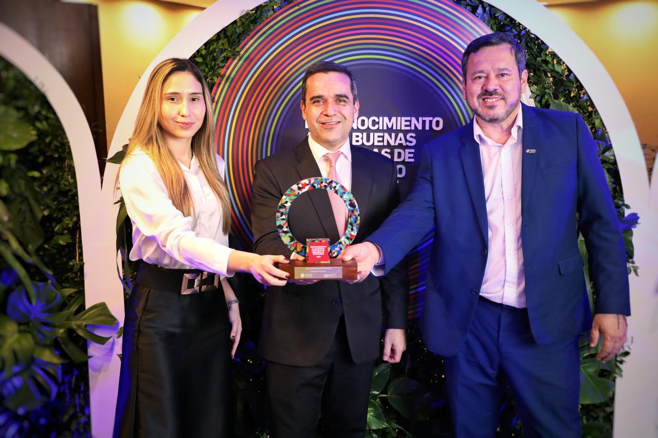 La AFD recibe reconocimiento de...